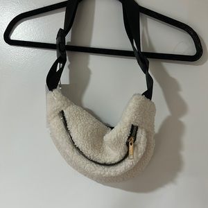 Fanny pack